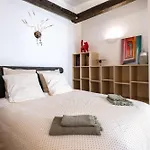 Luxury Top Floor 2Br With Paris Rooftop Views