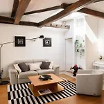 Luxury Top Floor 2Br With Paris Rooftop Views