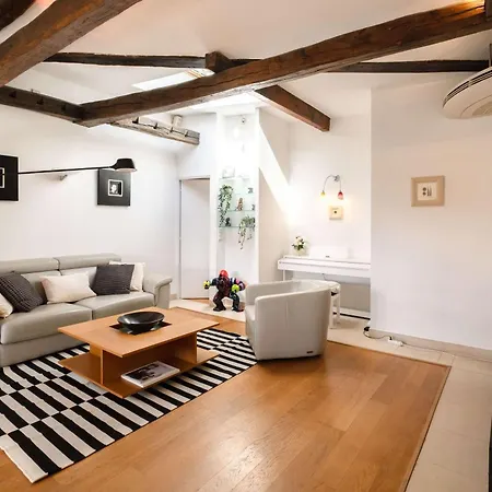 Luxury Floor 2br With Rooftop Views * Parigi