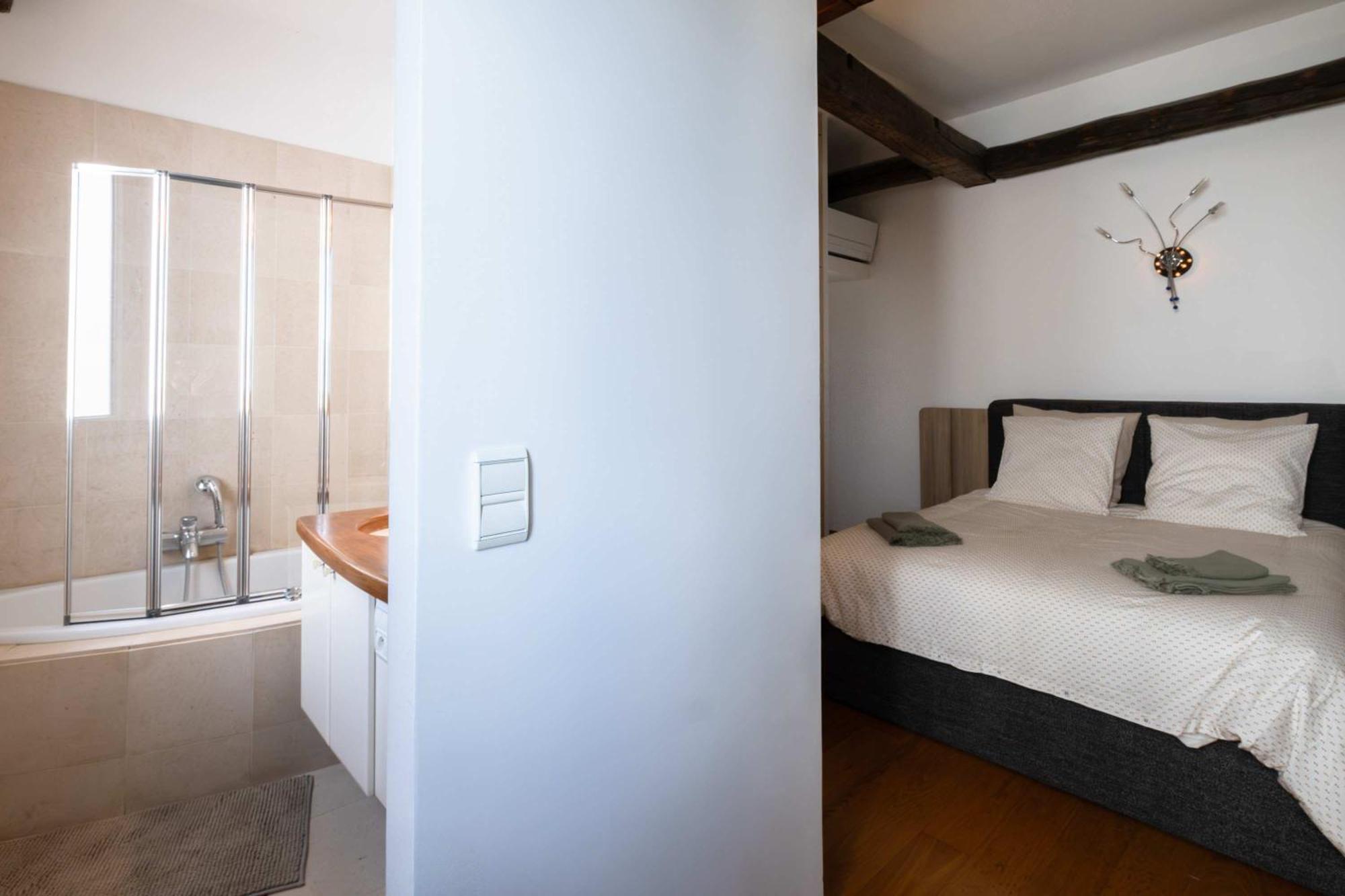 Appartamento Luxury Floor 2br With Rooftop Views
